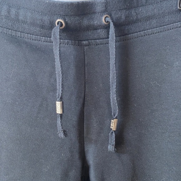 BCBGMaxAzria Capri Flare Leggings - Picture 4 of 8